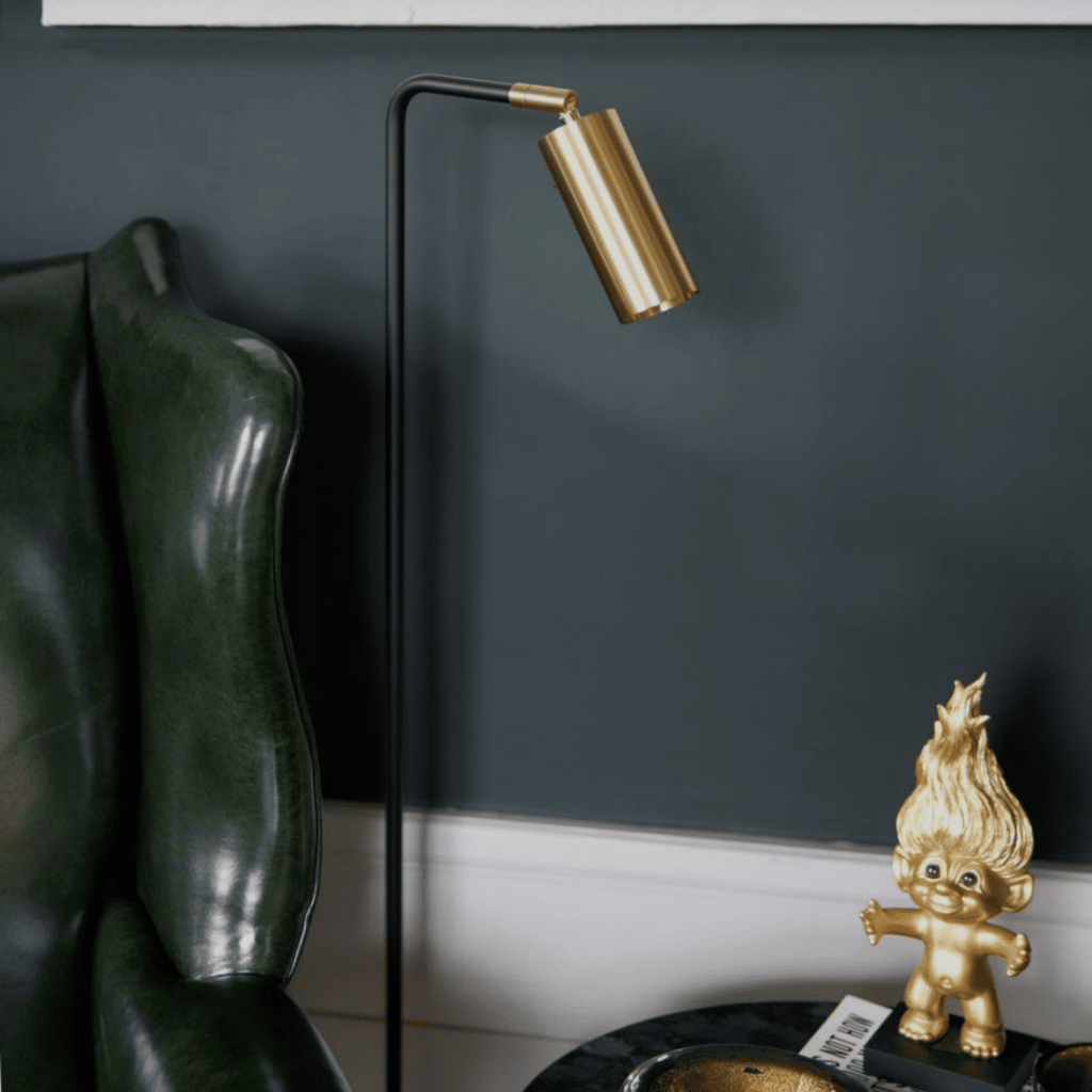 The Lektor Floor Lamp