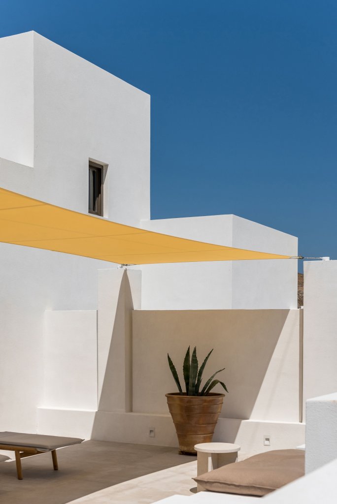 Meet Kalia Konstantinidou, Owners of Istoria and Parīlio, Greece