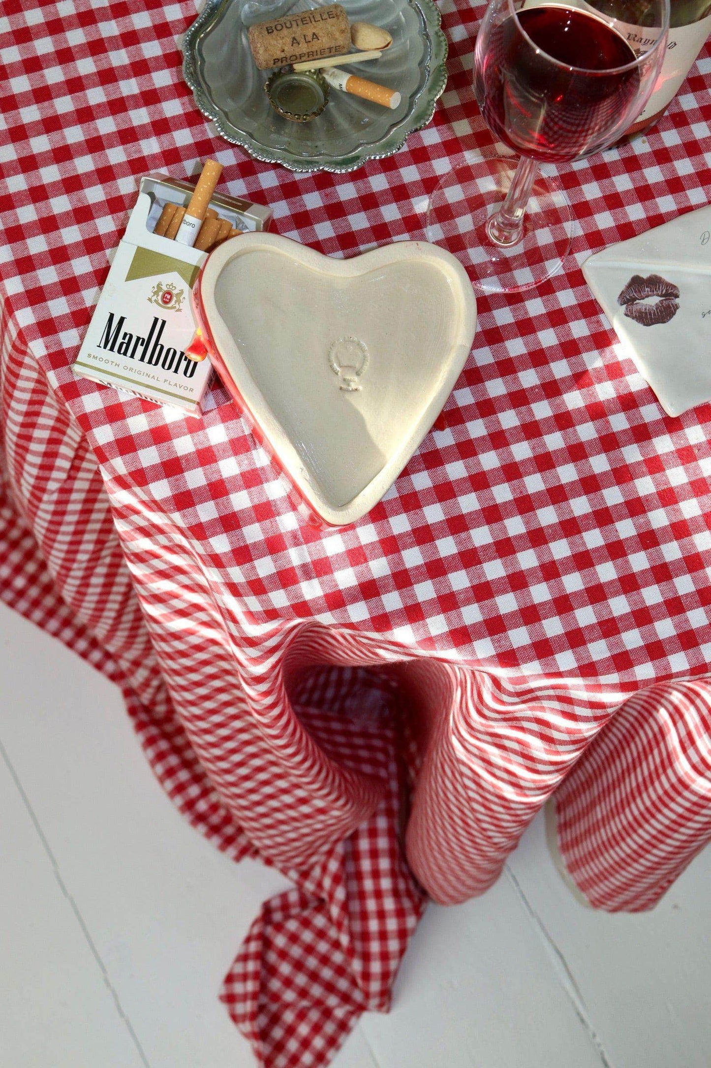 Kiss Me Ashtray