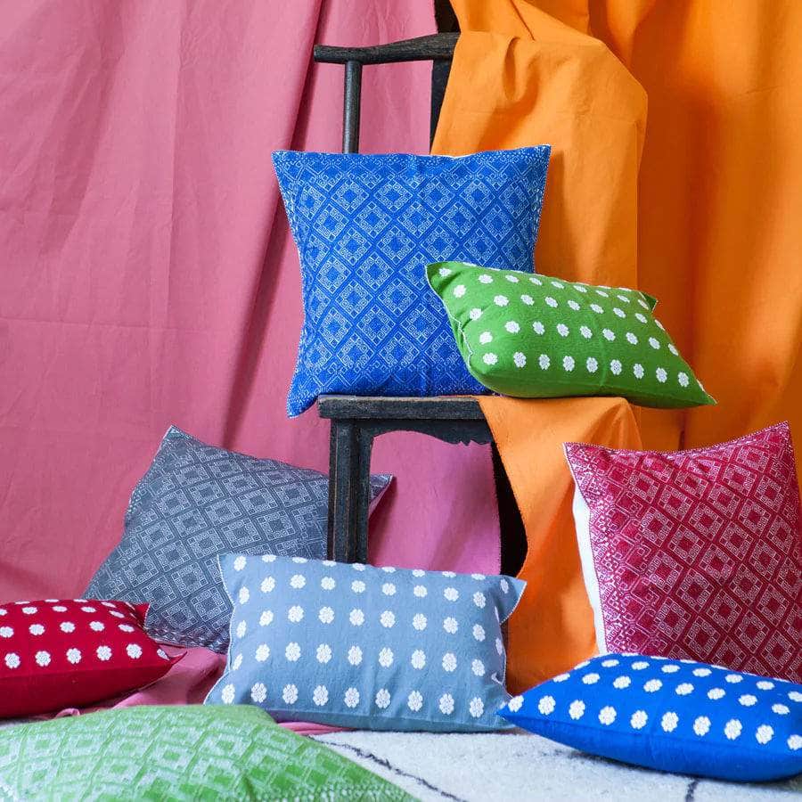 Cushion 30 x 50 cm - Green