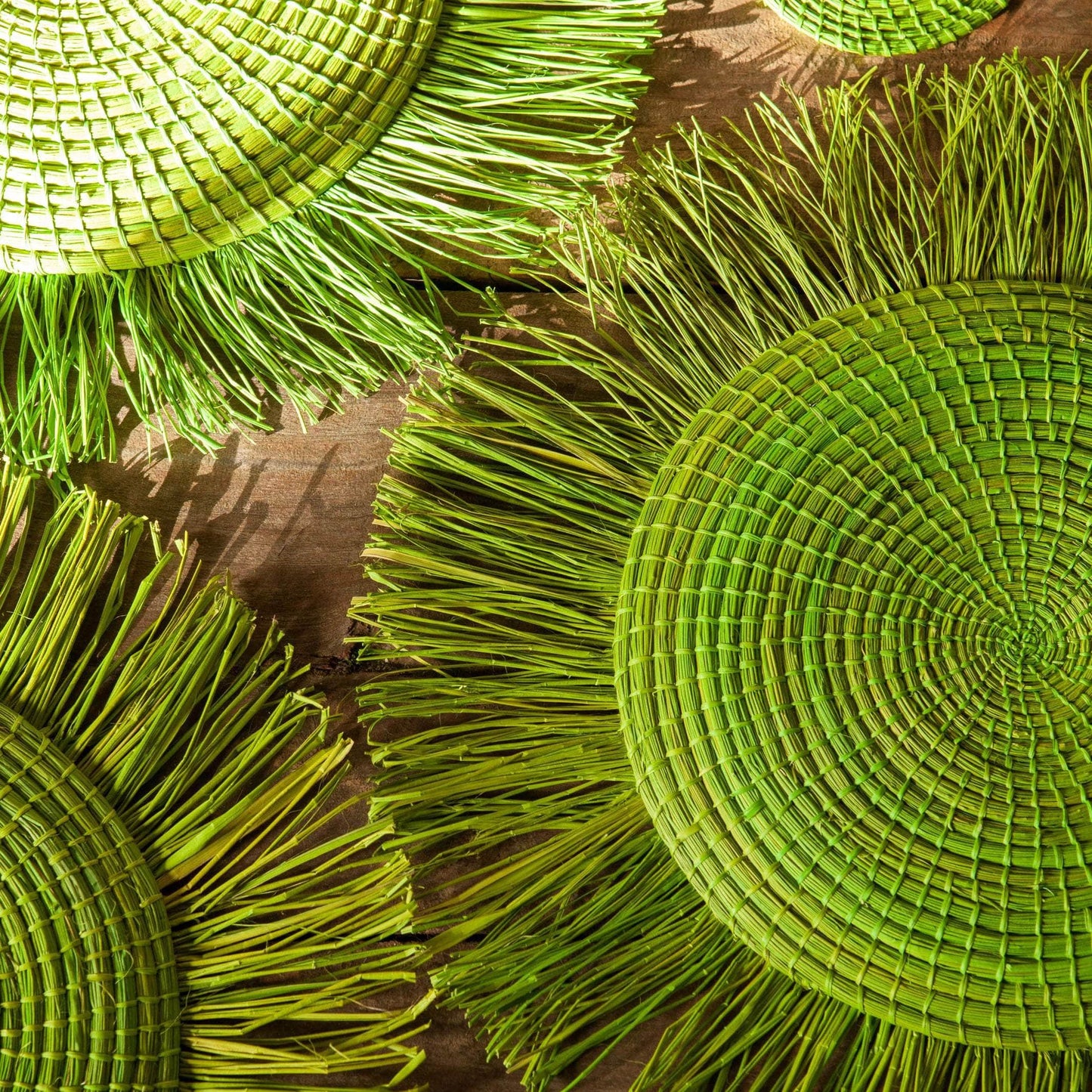Green Palm Tableware Bundle - Set Of 8