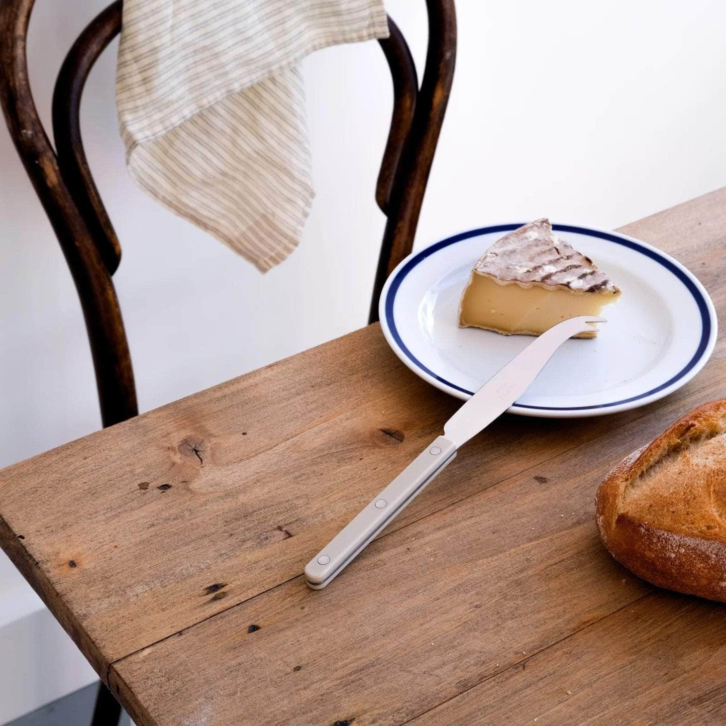 Bistrot Cheese Knife, Putty