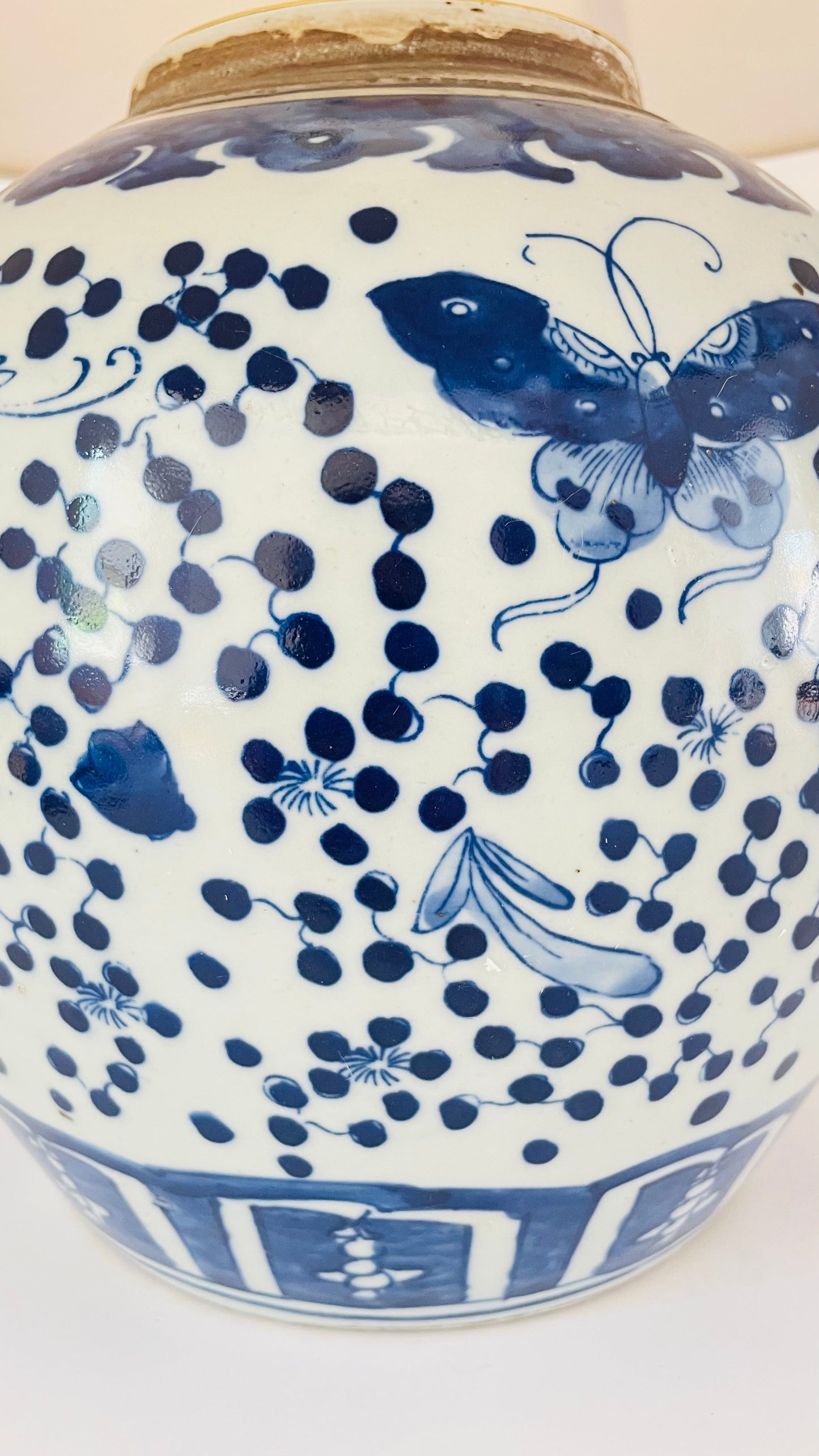 Antique Ginger Jar Lamp