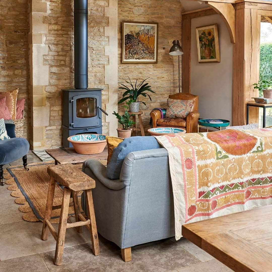 Medium Suzani Quilt 051