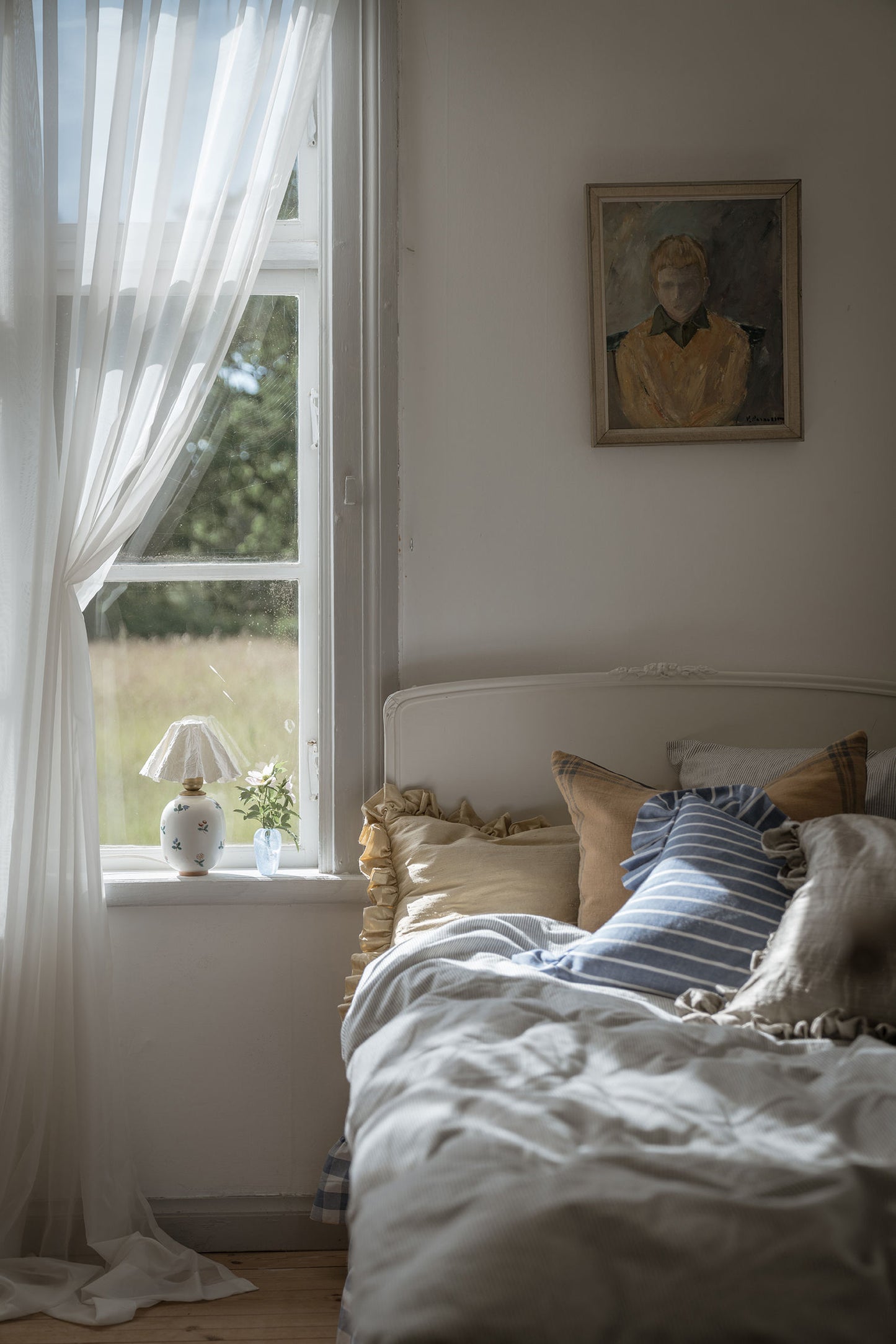 Frill Cushion Shirt Blue/White