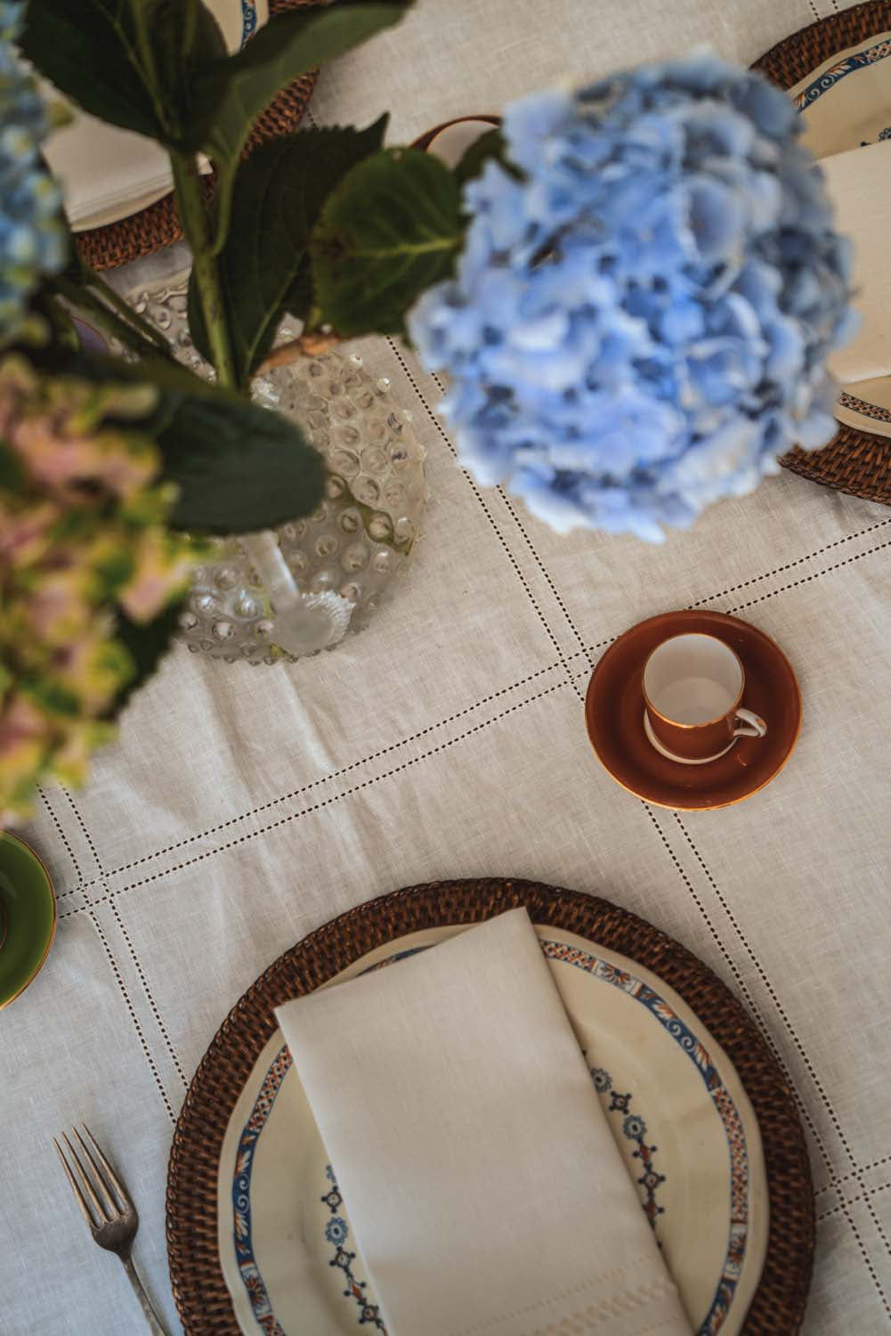 Double Hemstitch Check Round Tablecloth