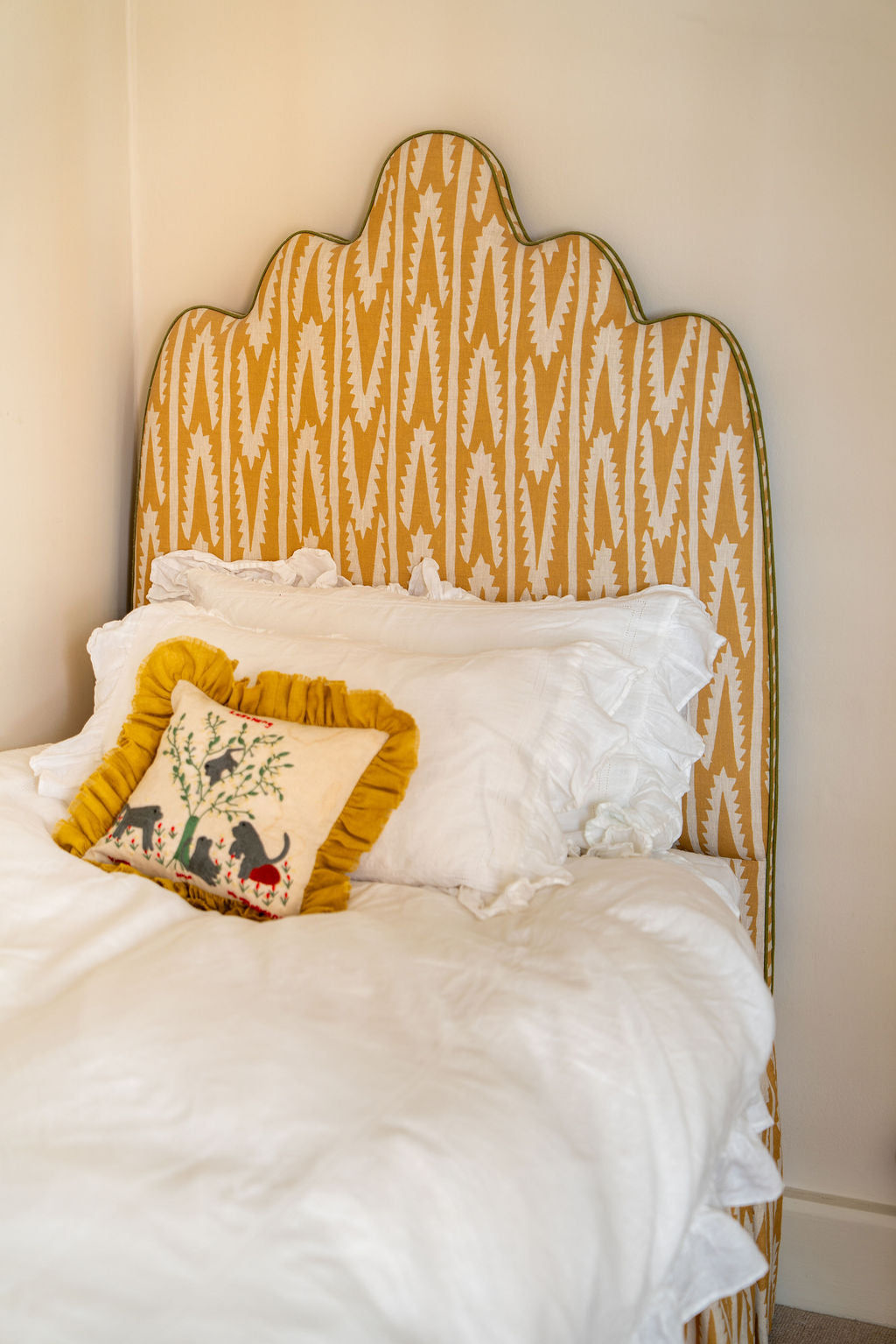 Ruffle Child's Size Duvet Cover and Pillowcase Set