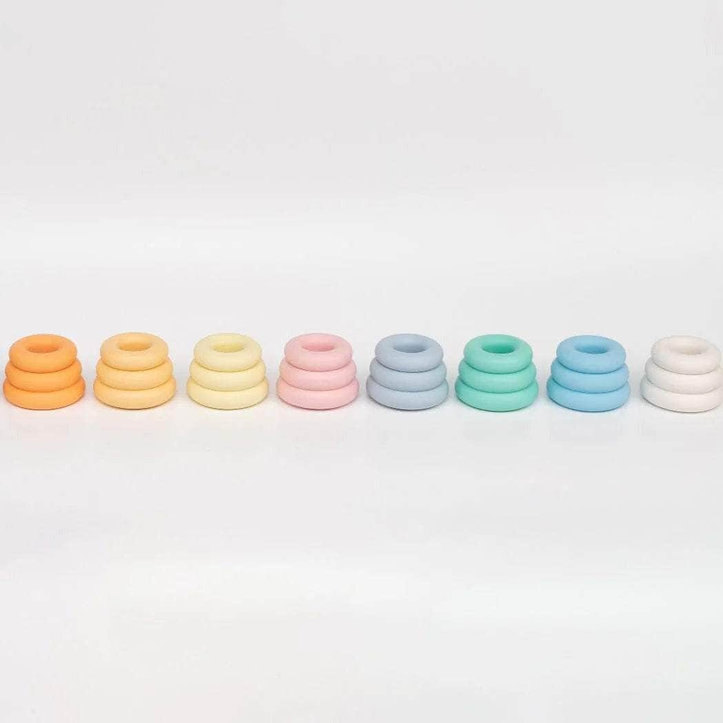 Chalk White Triple O Candleholder