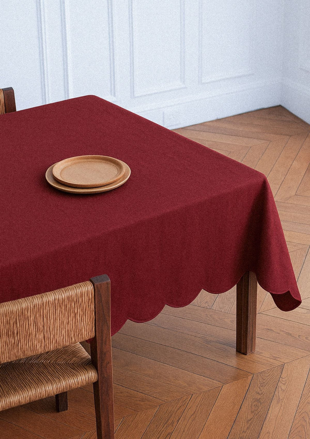 Scalloped Linen Tablecloth In Bordeaux