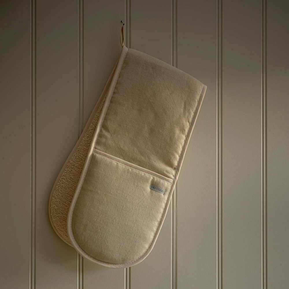 Pistachio Oven Gloves