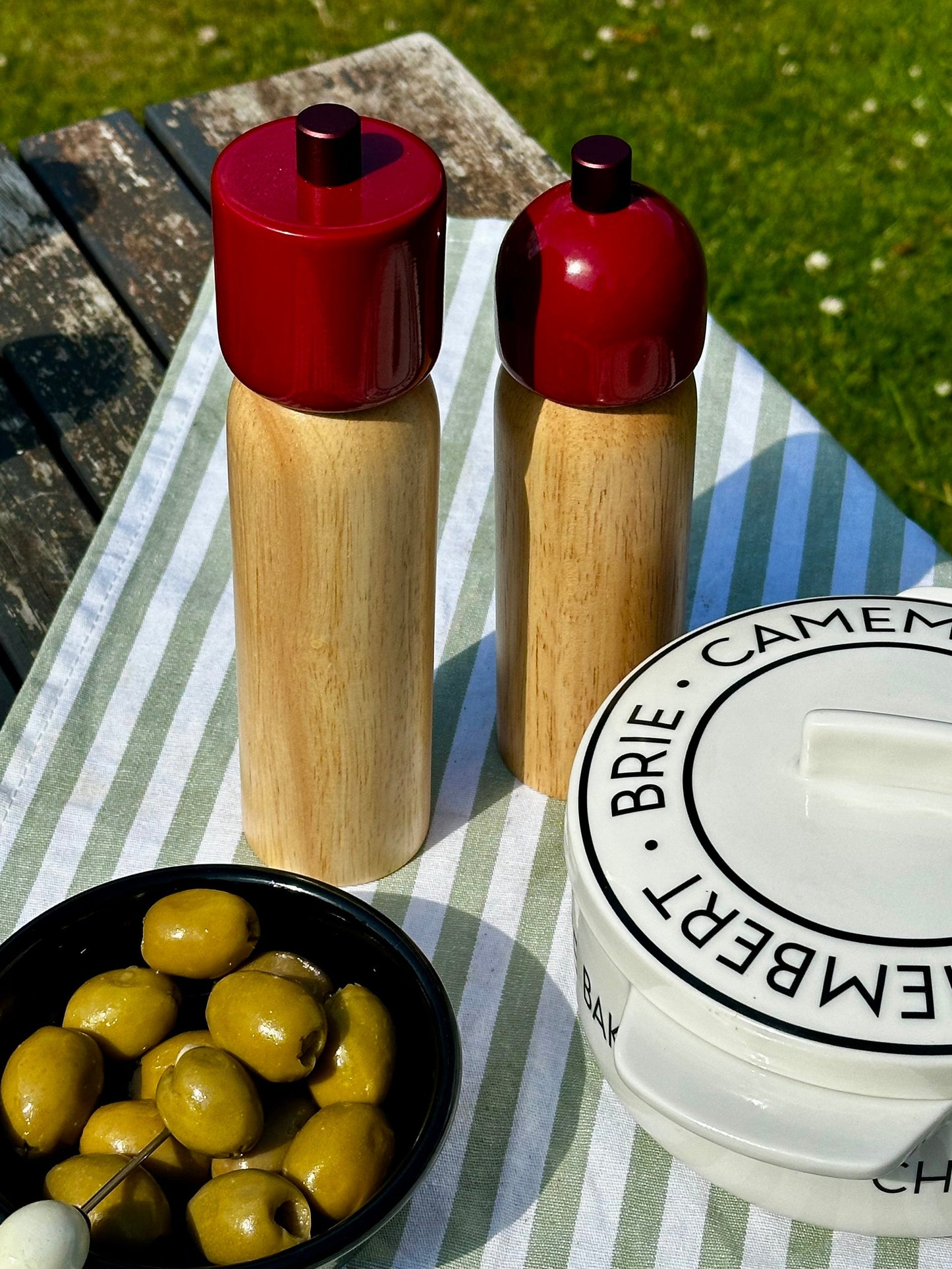 Salt & Pepper Grinder | Red & Red