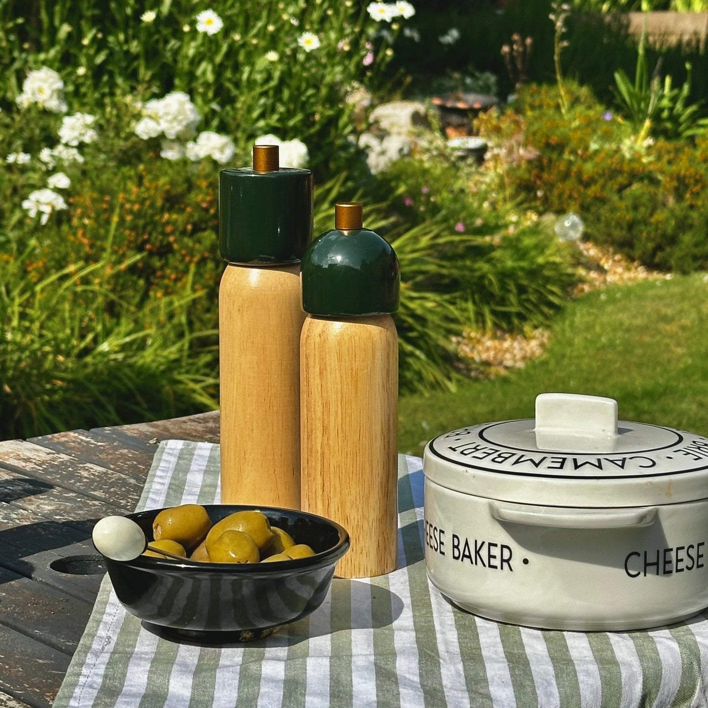 Salt & Pepper Grinder | Green & Gold