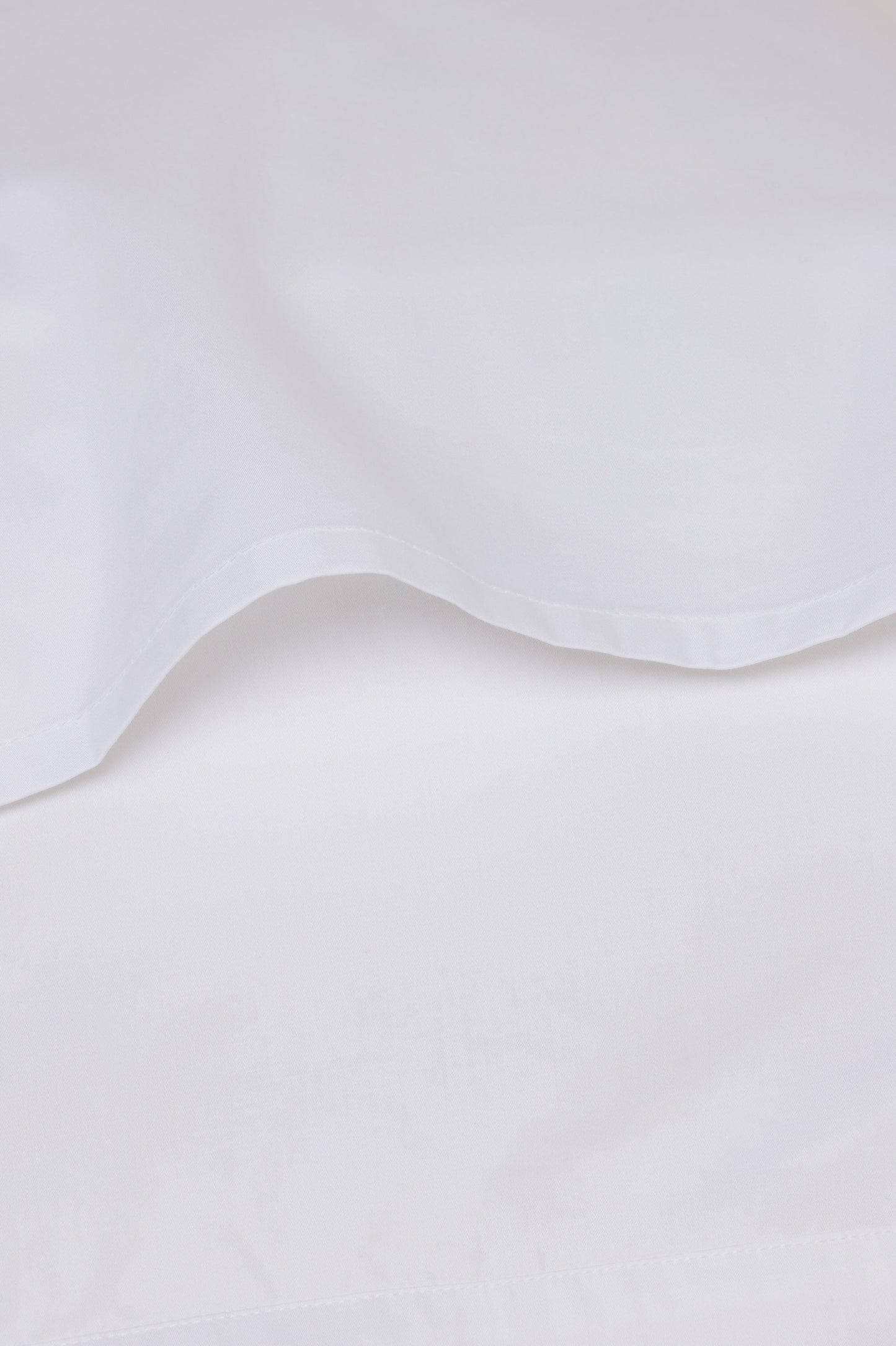 Simar Embroidered Pillowcases - Classic White & Gold