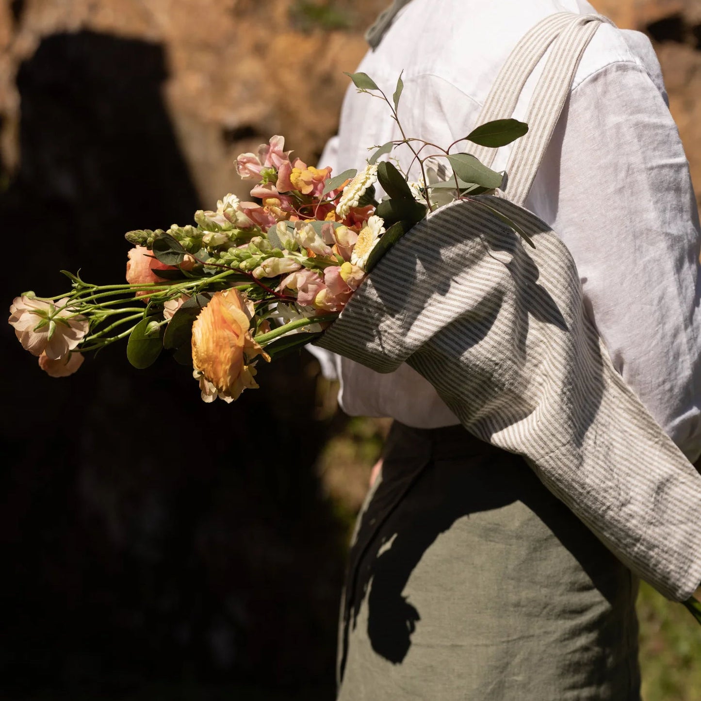 Flower Bag – Organic Linen with Beige Stripes