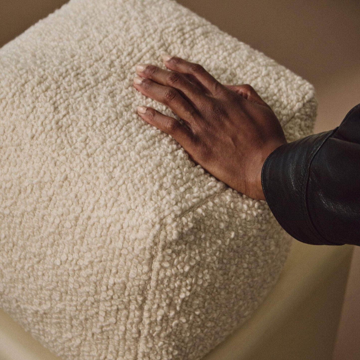 Le Cube - Wool Bouclé Cushion Egg White