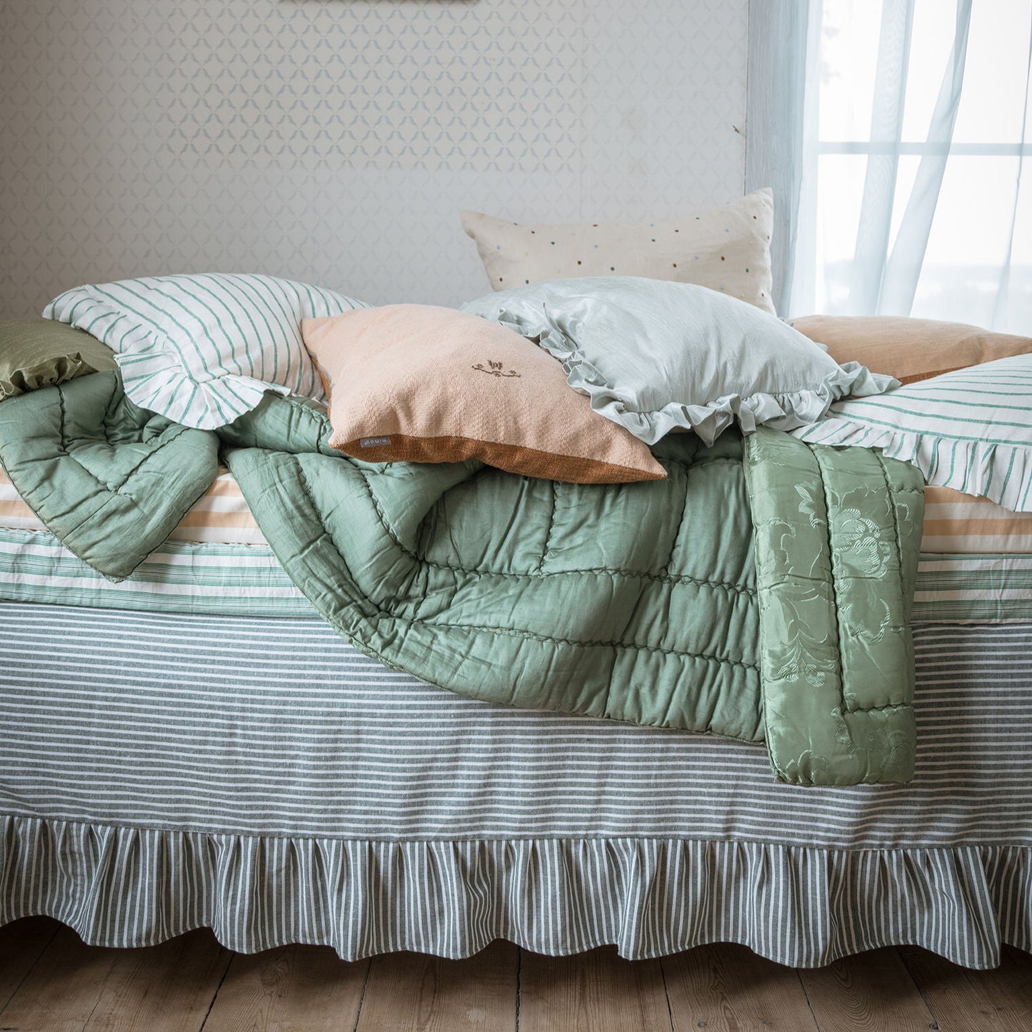 Frill Cushion Stripe Green