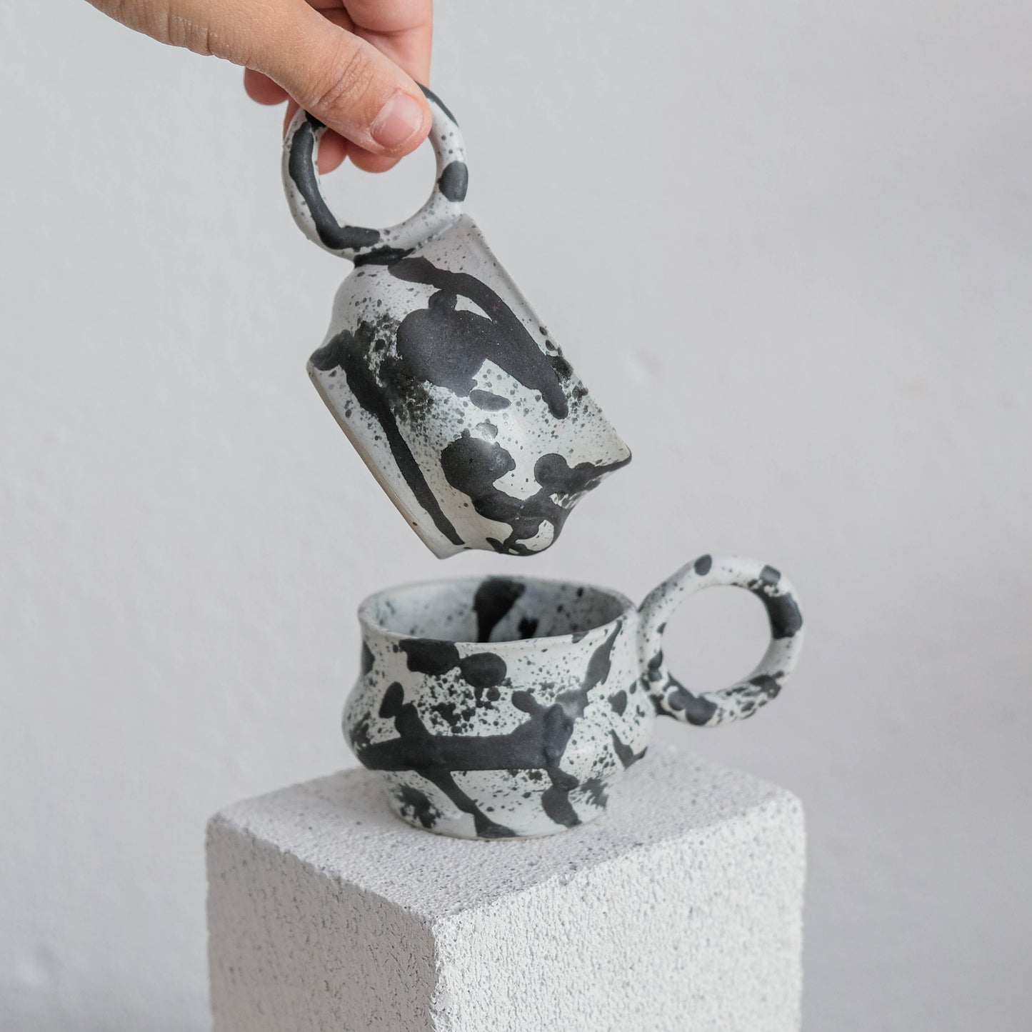 Dalmata S - Porcelain Macchiato Cup - Brush Strokes Black - Set of 2