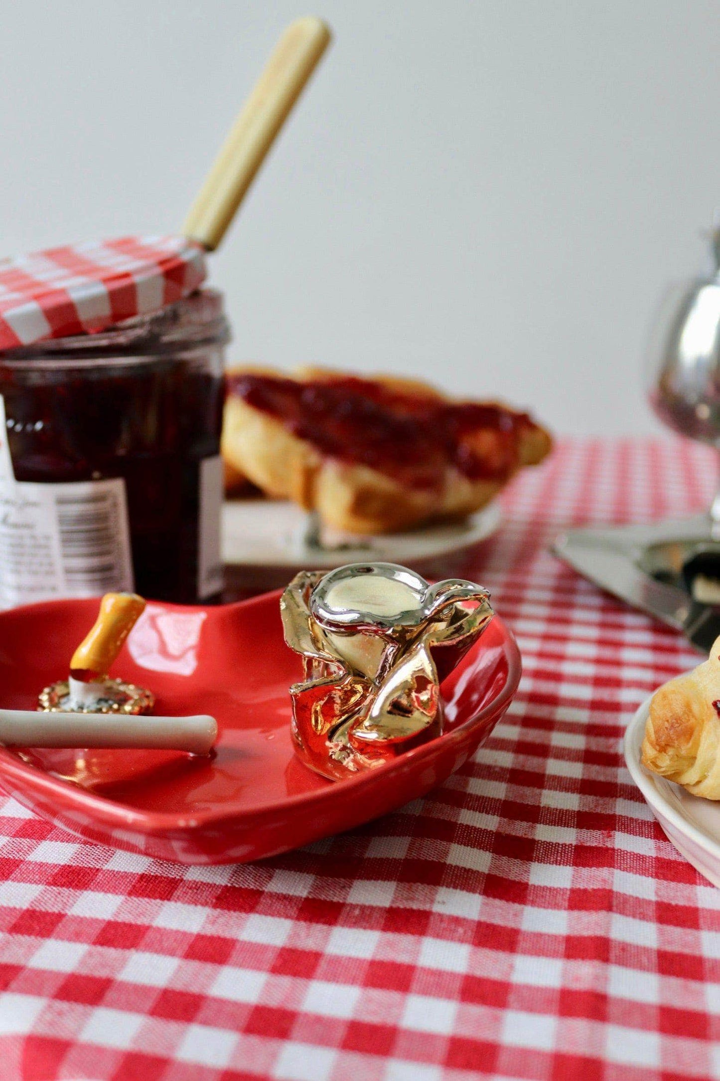 Rounded Champagne Heart Ashtray