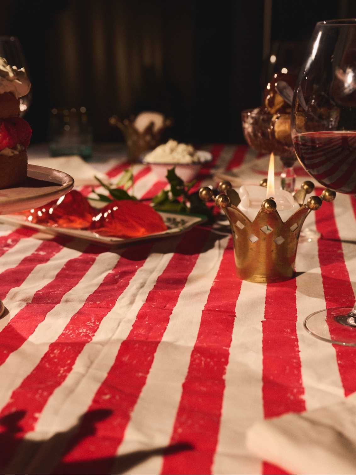 Christmas Red Stripe Tablecloth