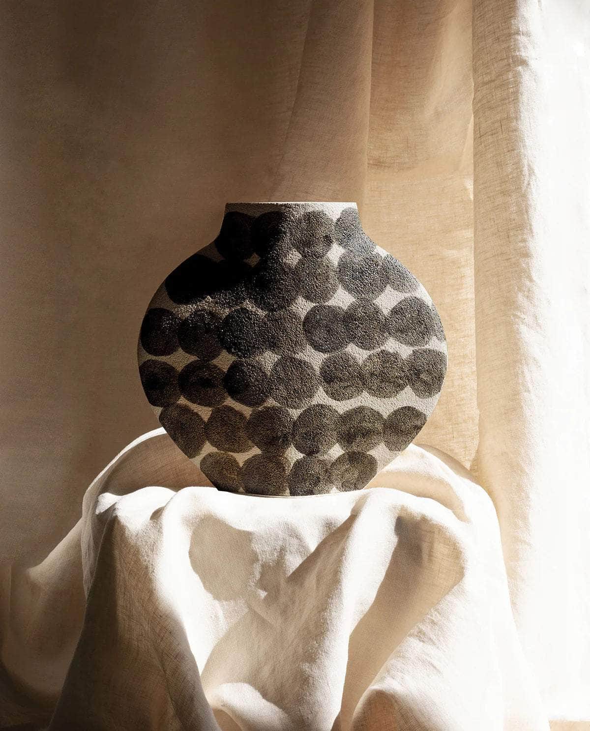 Ceramic Vase ‘Rounds Pattern’