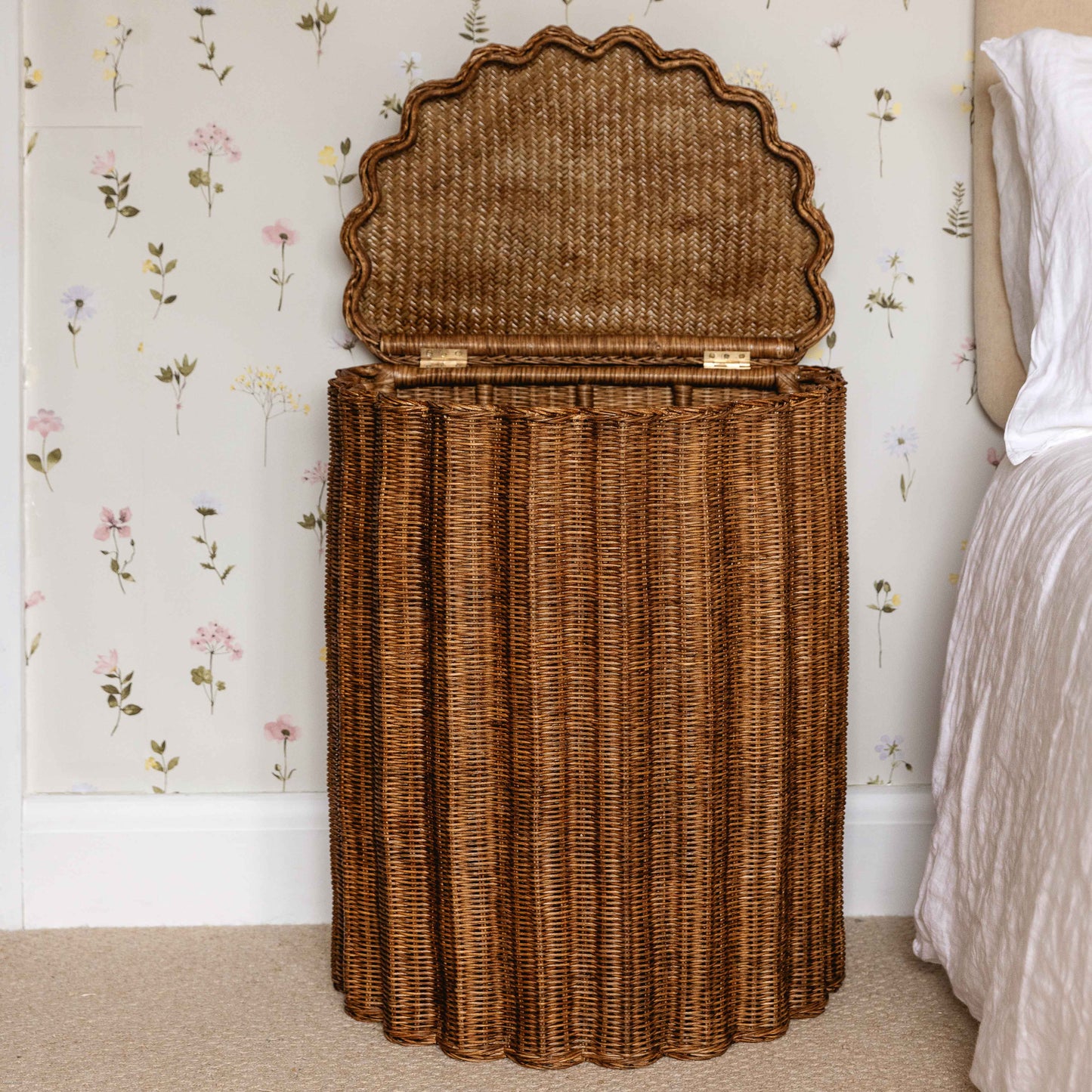 Shell Side Table / Laundry Basket