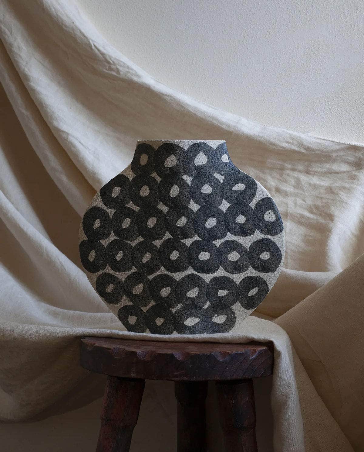 Ceramic Vase ‘Rounds Pattern’