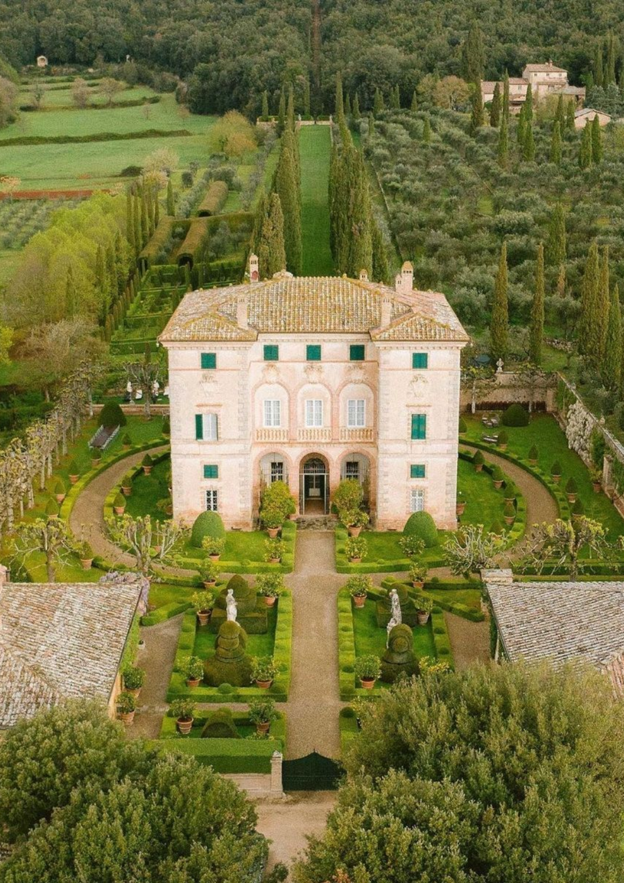 10 Best Wedding Venues