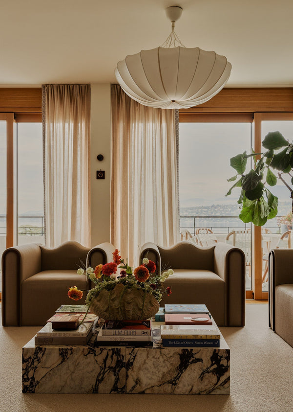 Apartment by the Lake by Omoro Studio
