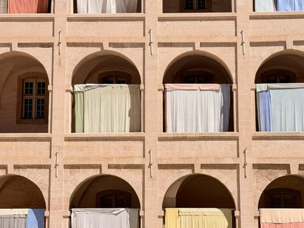 10 Art Galleries You Must Visit: A Creative's Guide