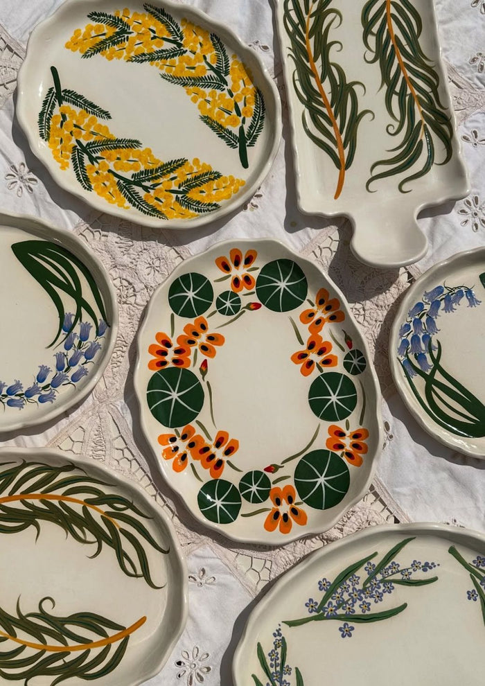 Styling Collectible Plates as Small Art Statements