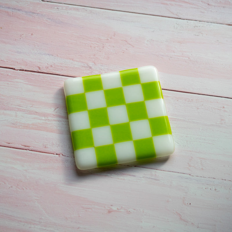 10cm Chequered White/Colour Coaster - Bullseye - Green - Spring image