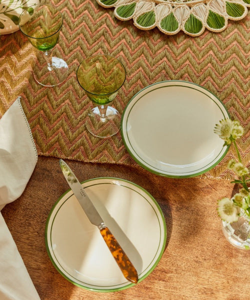 Hand-painted Rim Bread Plate in Fern Green, Carmen del Viboral ceramic.