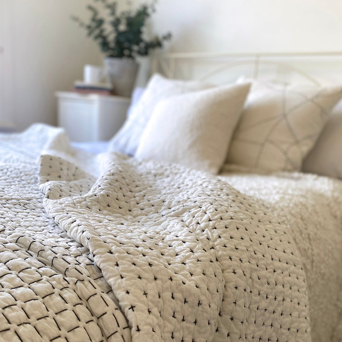 Otilly Hand Stitched Quilted Throw