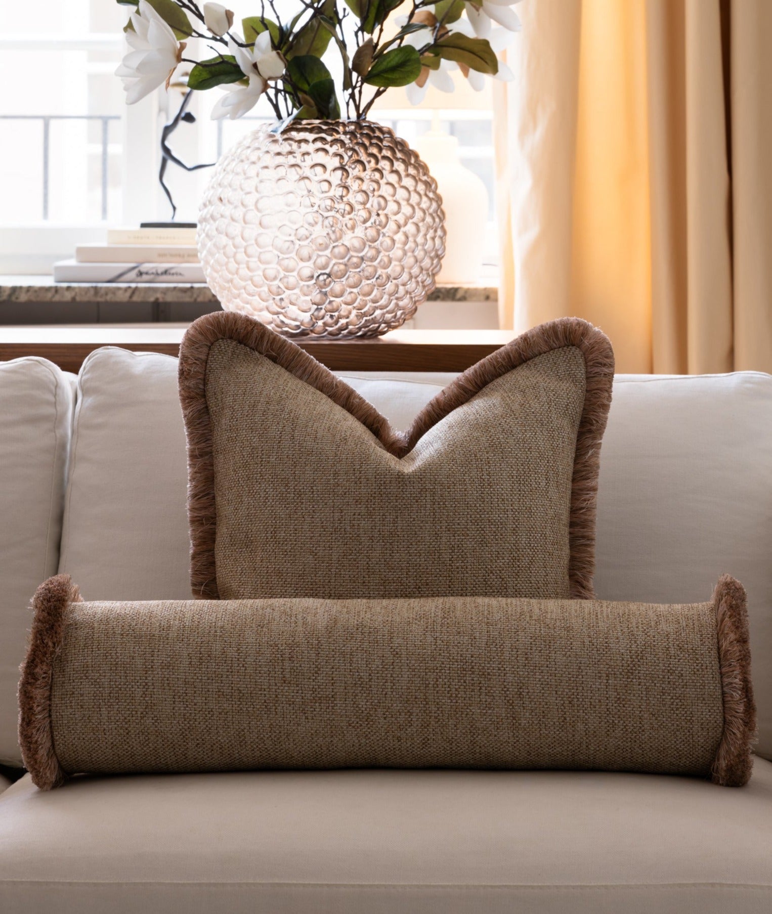 Pillow cover - The Cigar Pillow Case - Quilted light beige with pink Champagne fringe
