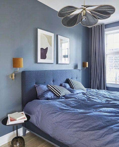 The Precious Pendant Petal Light - Small bedroom