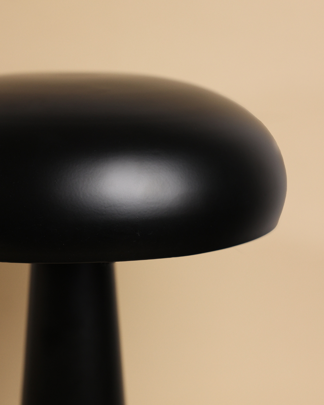 Candeeiro de Mesa Mush, Preto