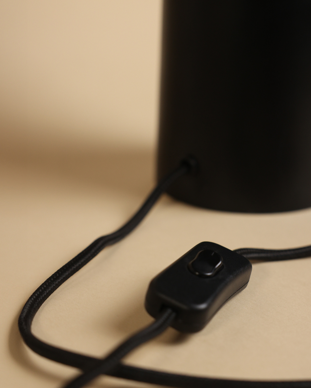 Candeeiro de Mesa Mush, Preto