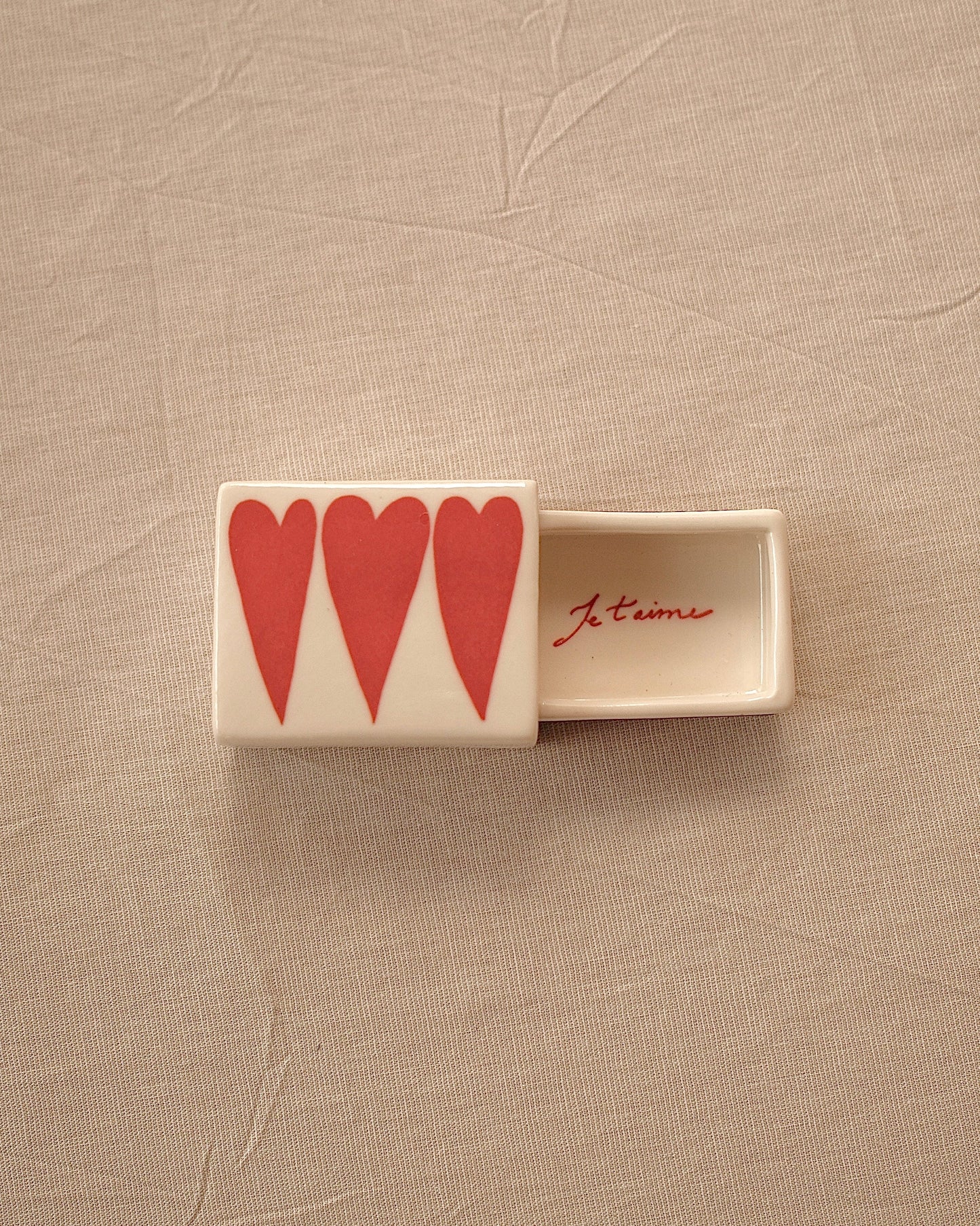 Mini 3 Hearts’ Ceramic Matchbox