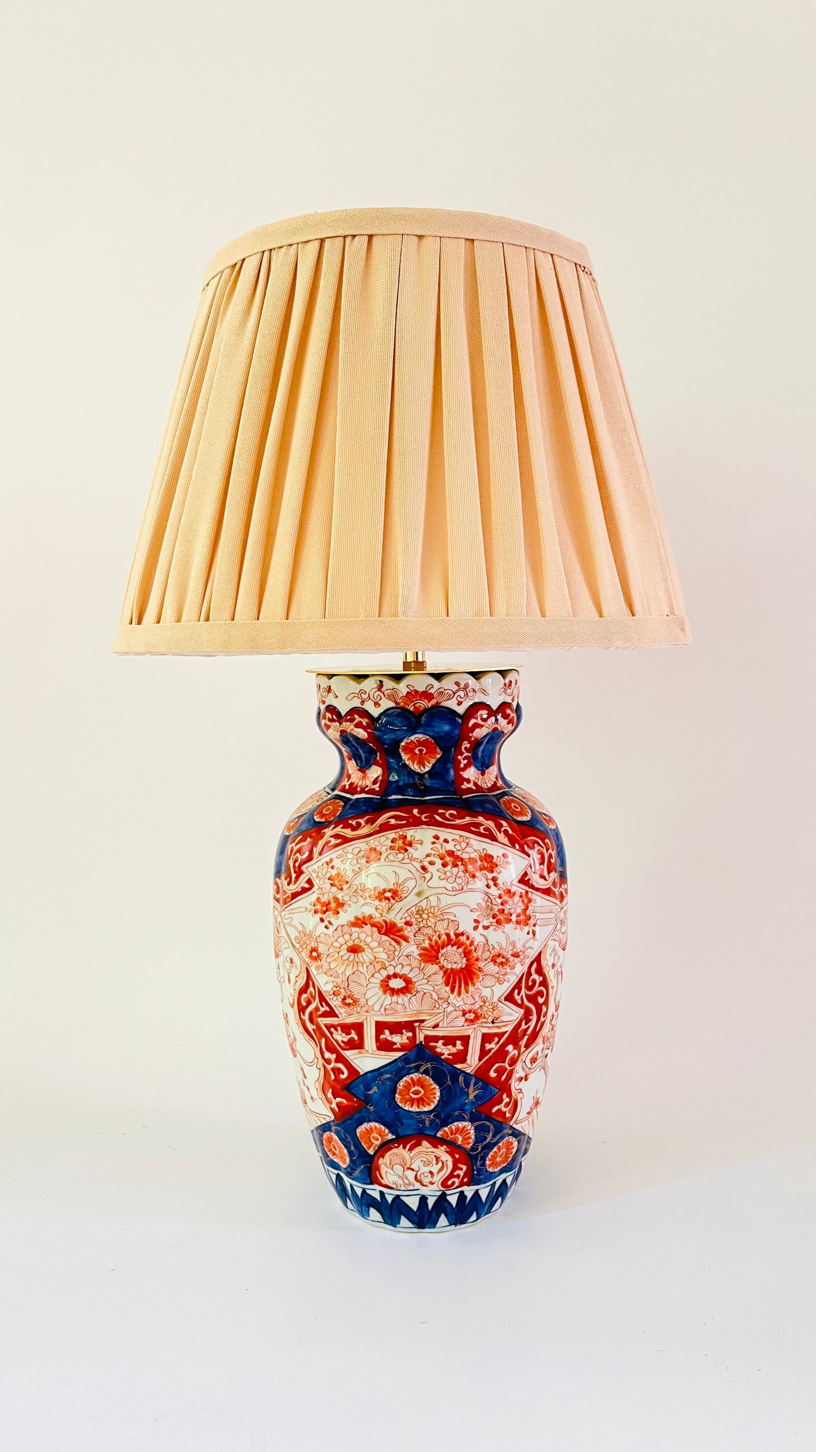 Antique Japanese Imari Lamp