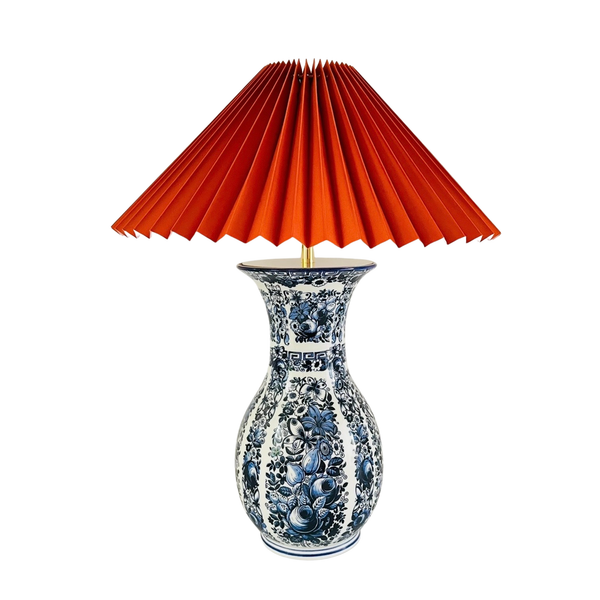 Antique Delfia Lamp