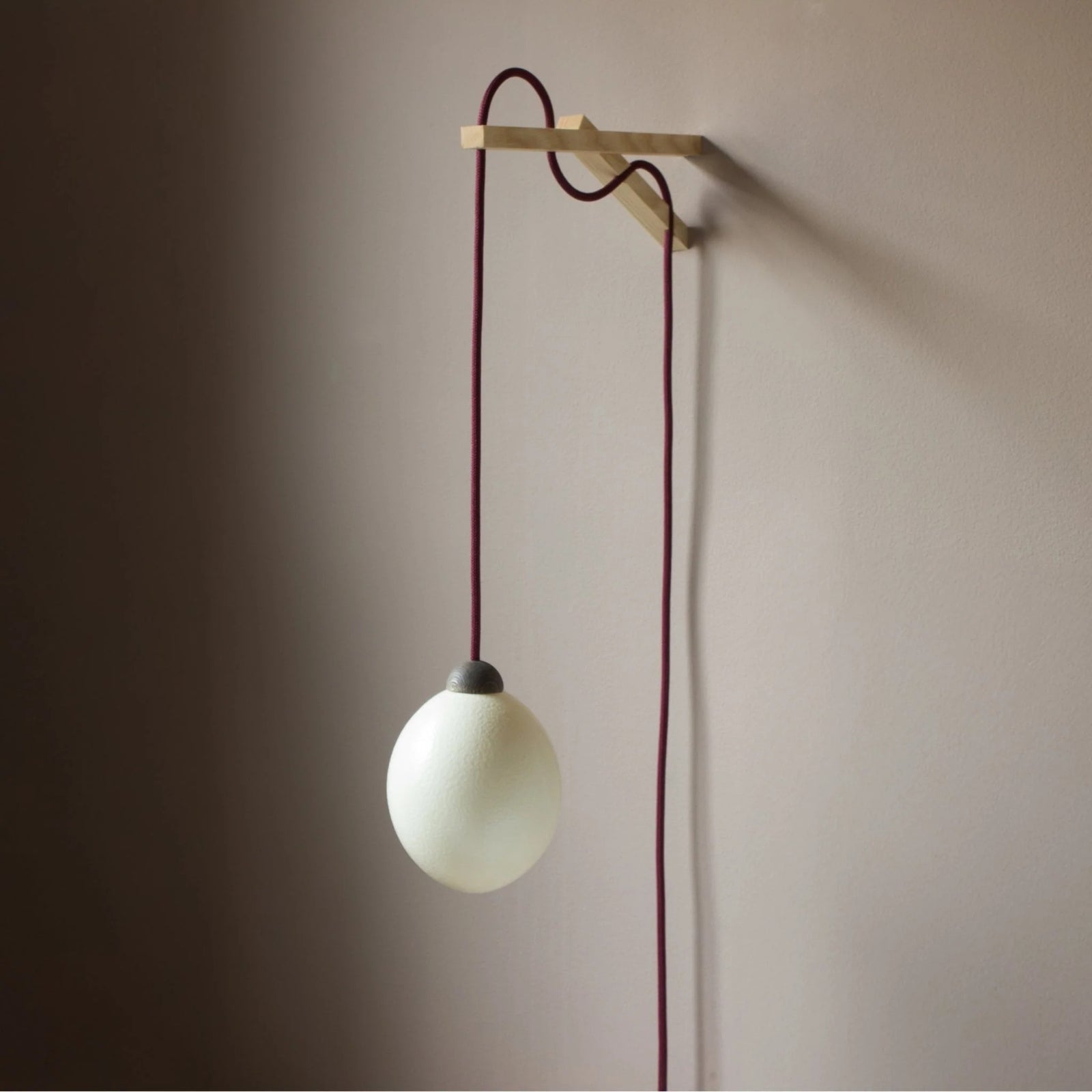 Lunar Lumin EGG lamp