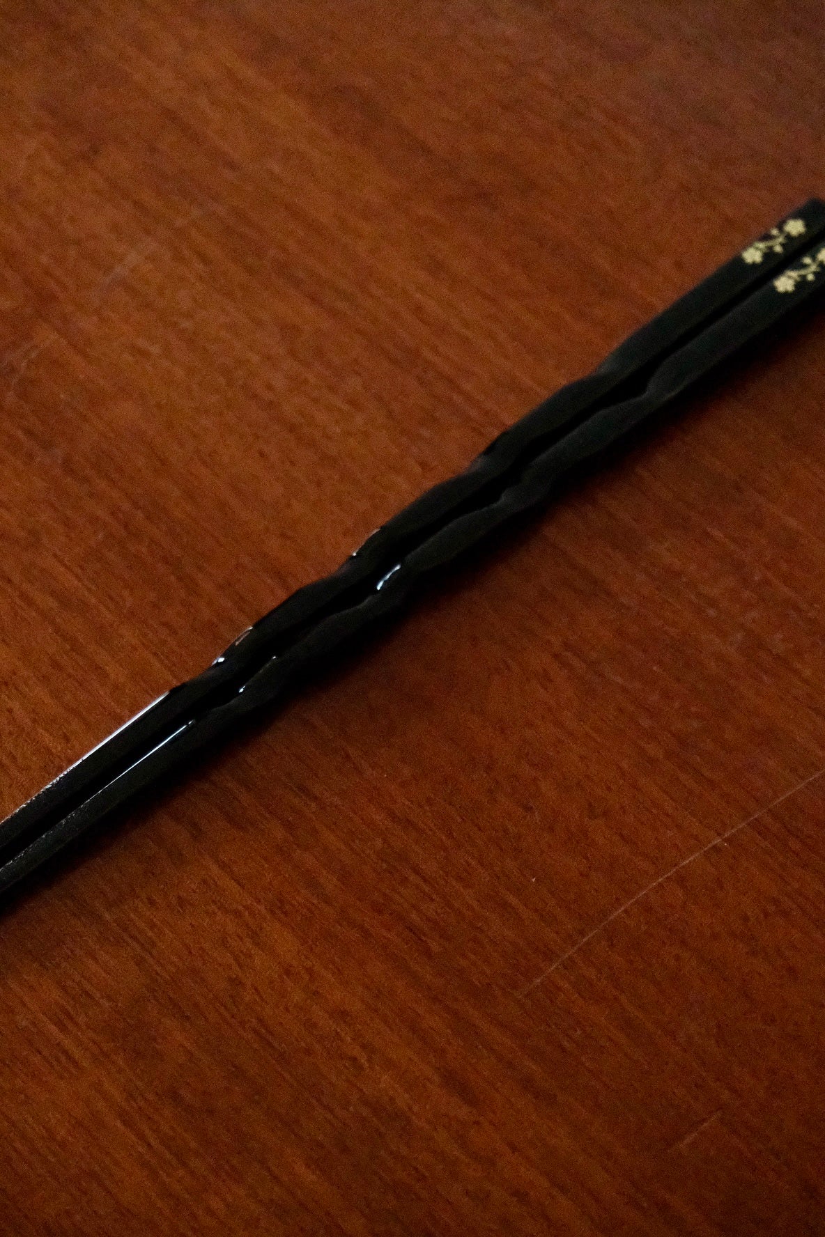 Curvy Natural Wood Chopsticks