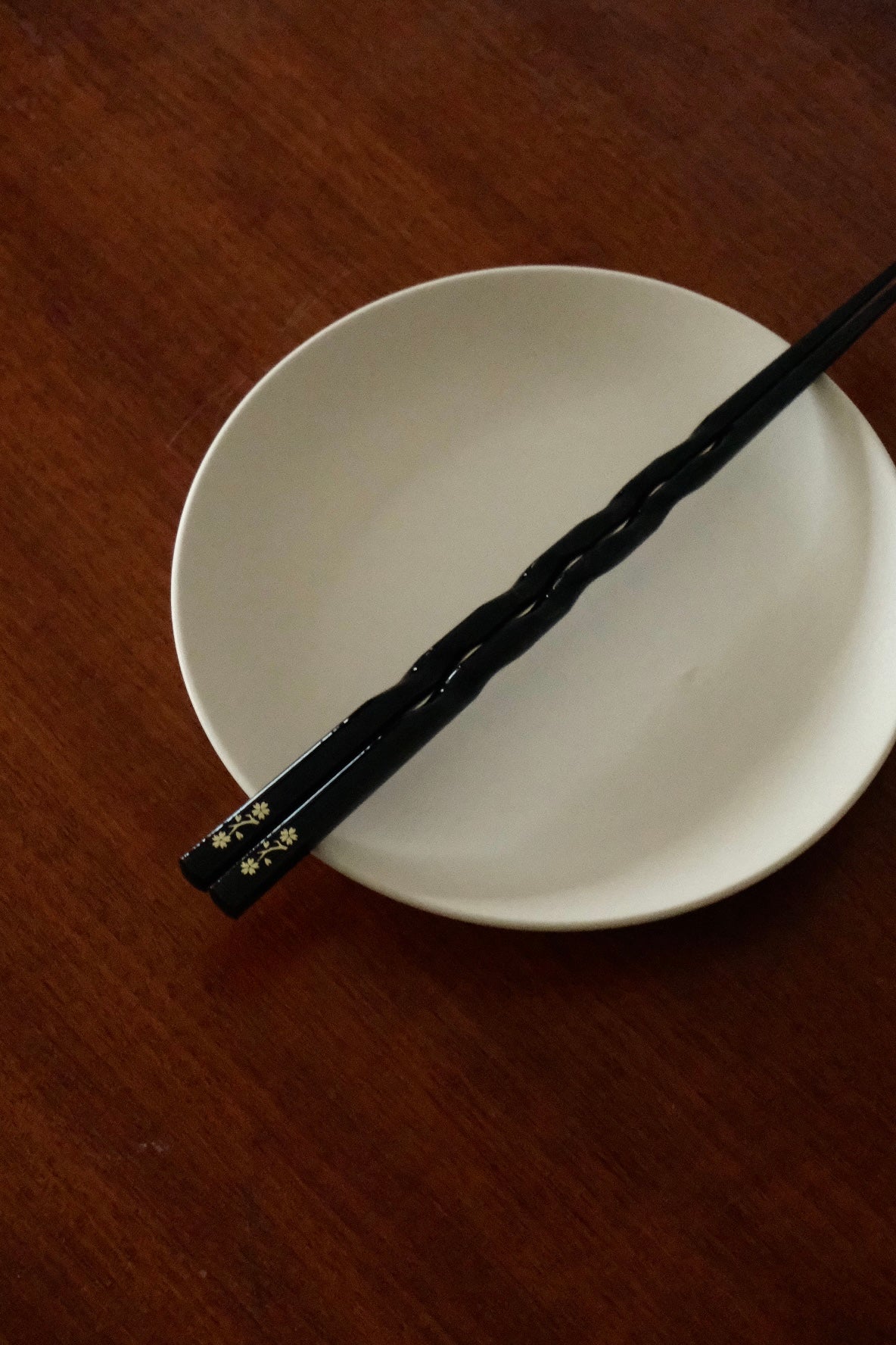 Curvy Natural Wood Chopsticks