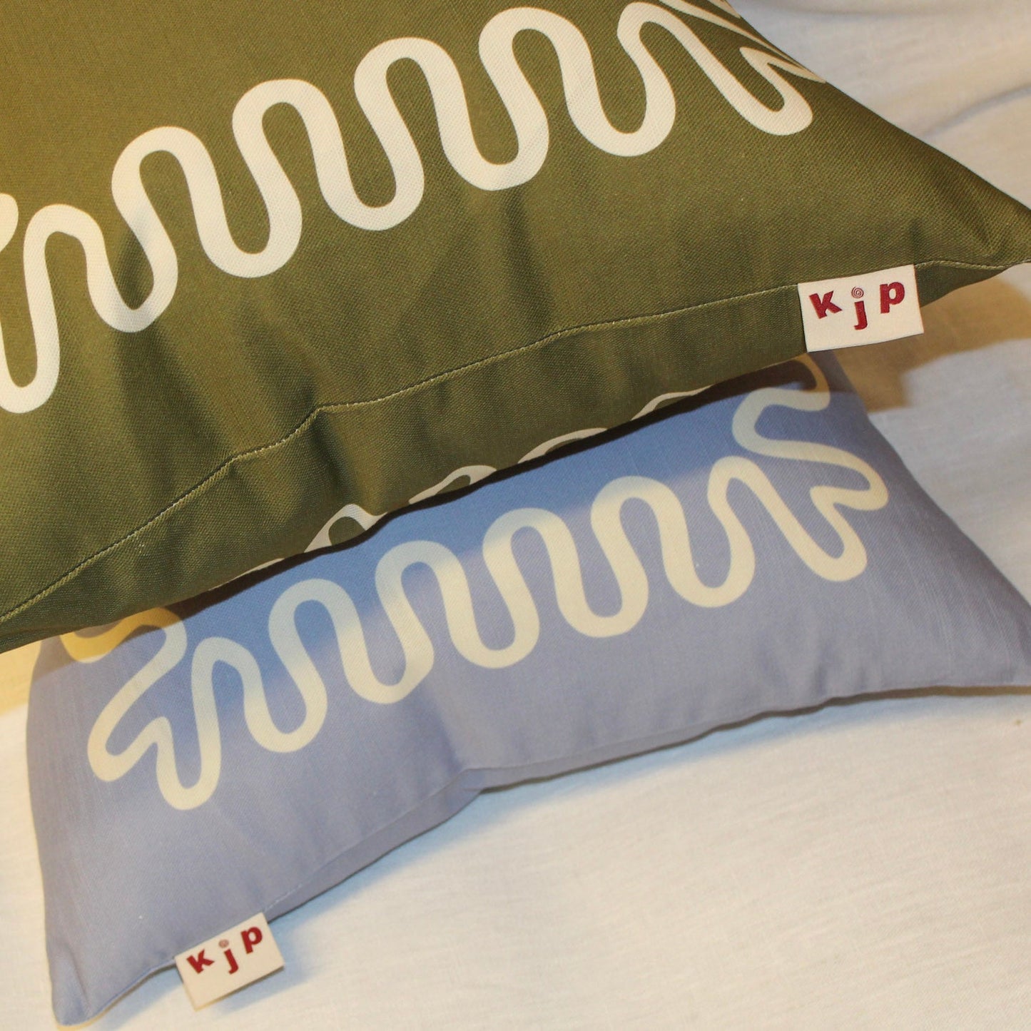 Pillow / Meander / Cornflower
