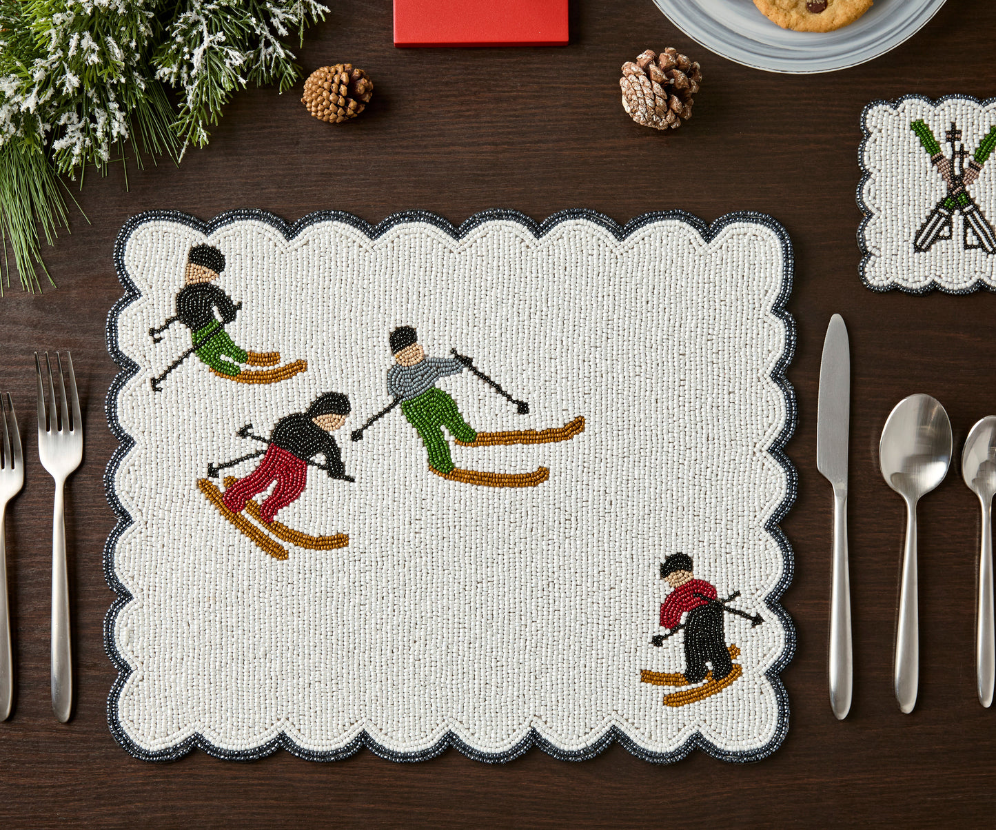 Winter Ski Resort Christmas Table Runner & Christmas placemats Set