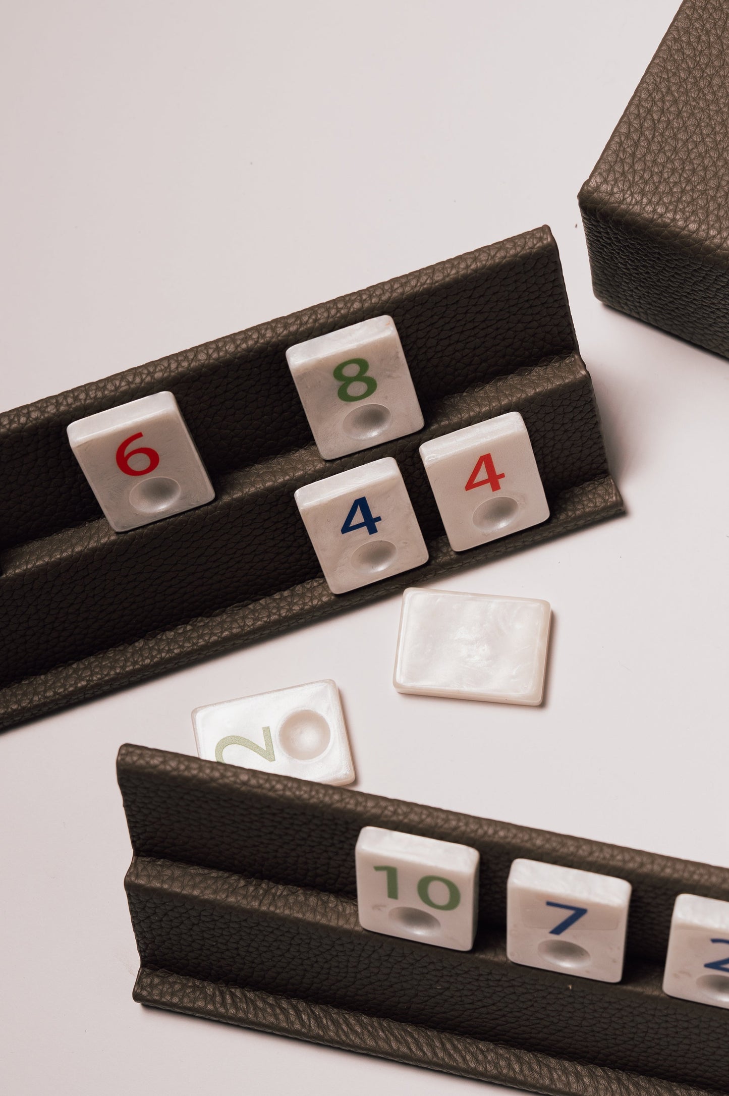 Rummikub Taupe