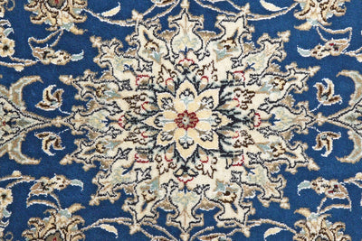 Nain 12La — Hand-knotted, 149x207 cm, Blue, 100% Virgin Wool | View 8