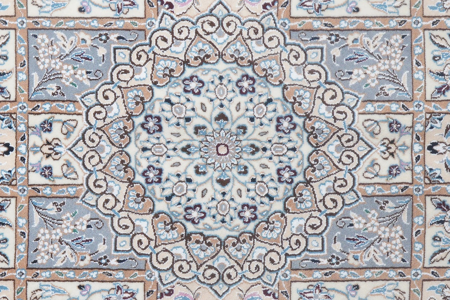 Nain 9La — Hand-knotted, 146x235 cm, Beige, 100% Virgin Wool | View 7