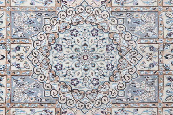Nain 9La — Hand-knotted, 146x235 cm, Beige, 100% Virgin Wool | View 7