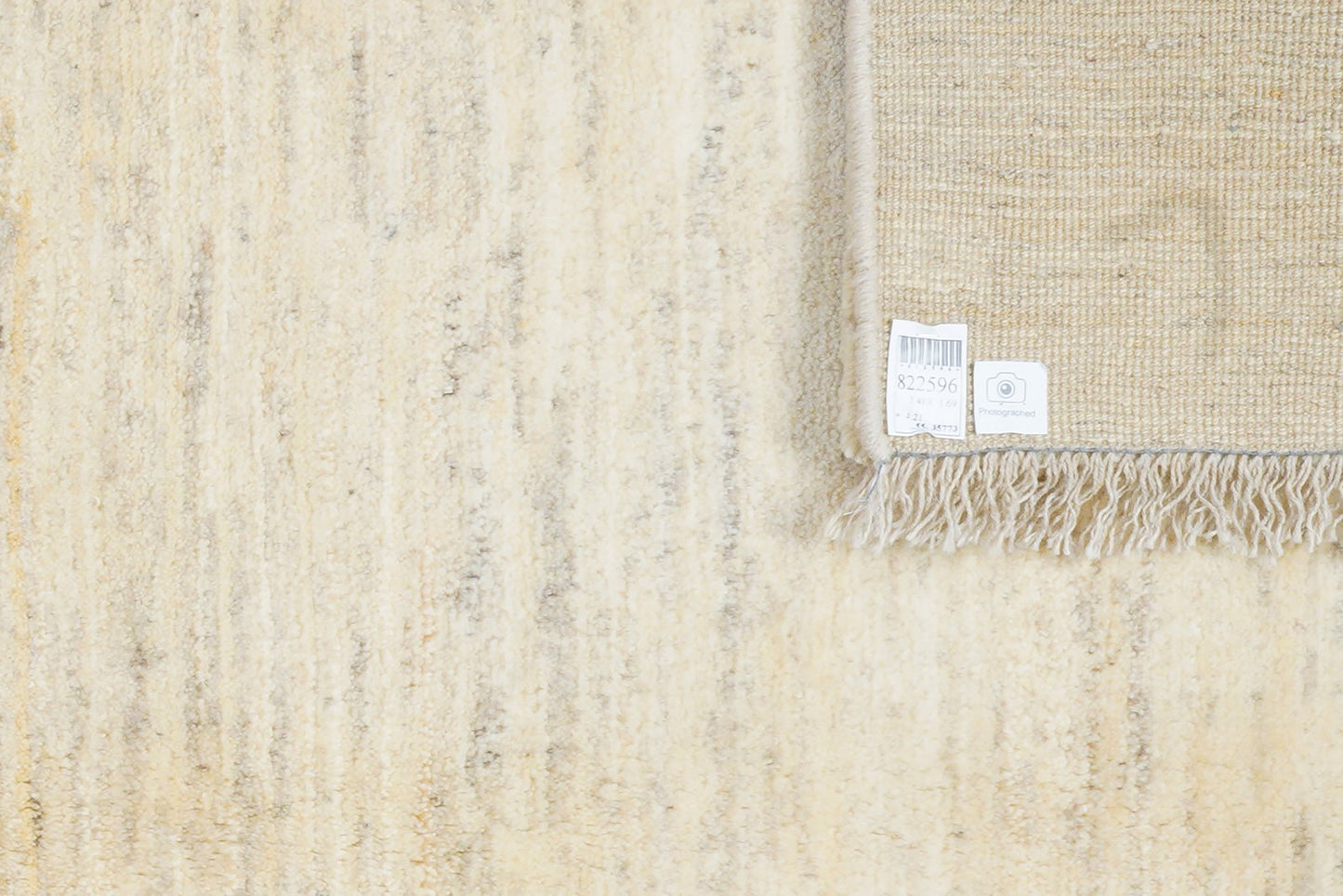 Gabbeh — Hand-knotted, 169x249 cm, Beige, 100% Virgin Wool | View 6